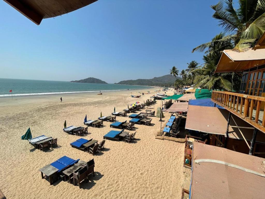 Royal Castle Resort Palolem, Canacona Exteriör bild